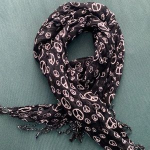 Peace sign scarf
